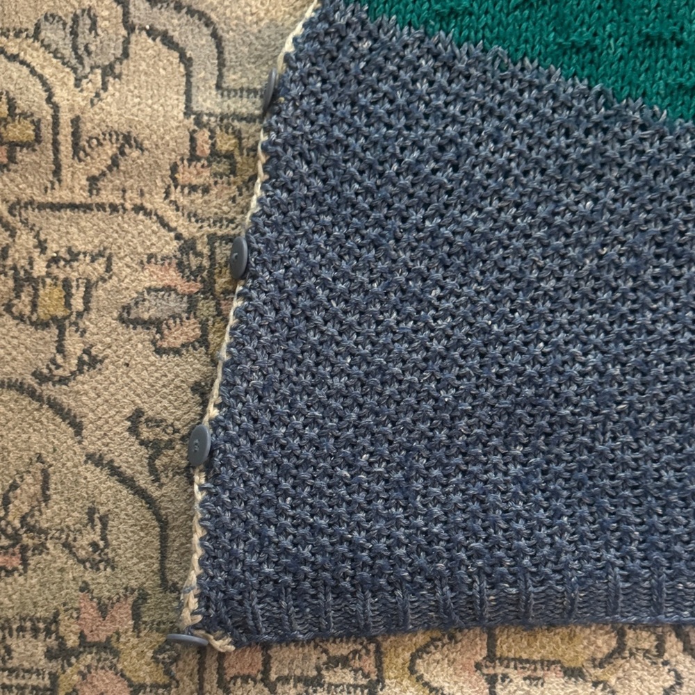 Colorblock Knit Top - Picture 2 of 5